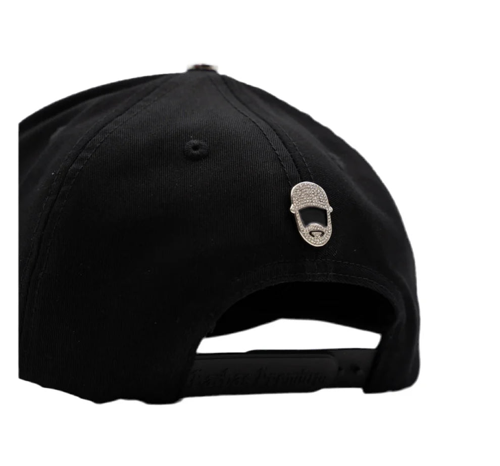 vista trasera de la gorra barbas hats 77