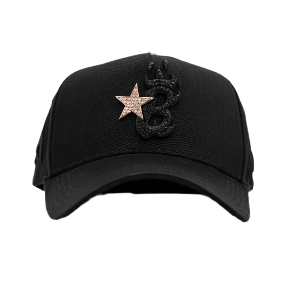 vista frontal gorra b star de barbas hats con pin metalico