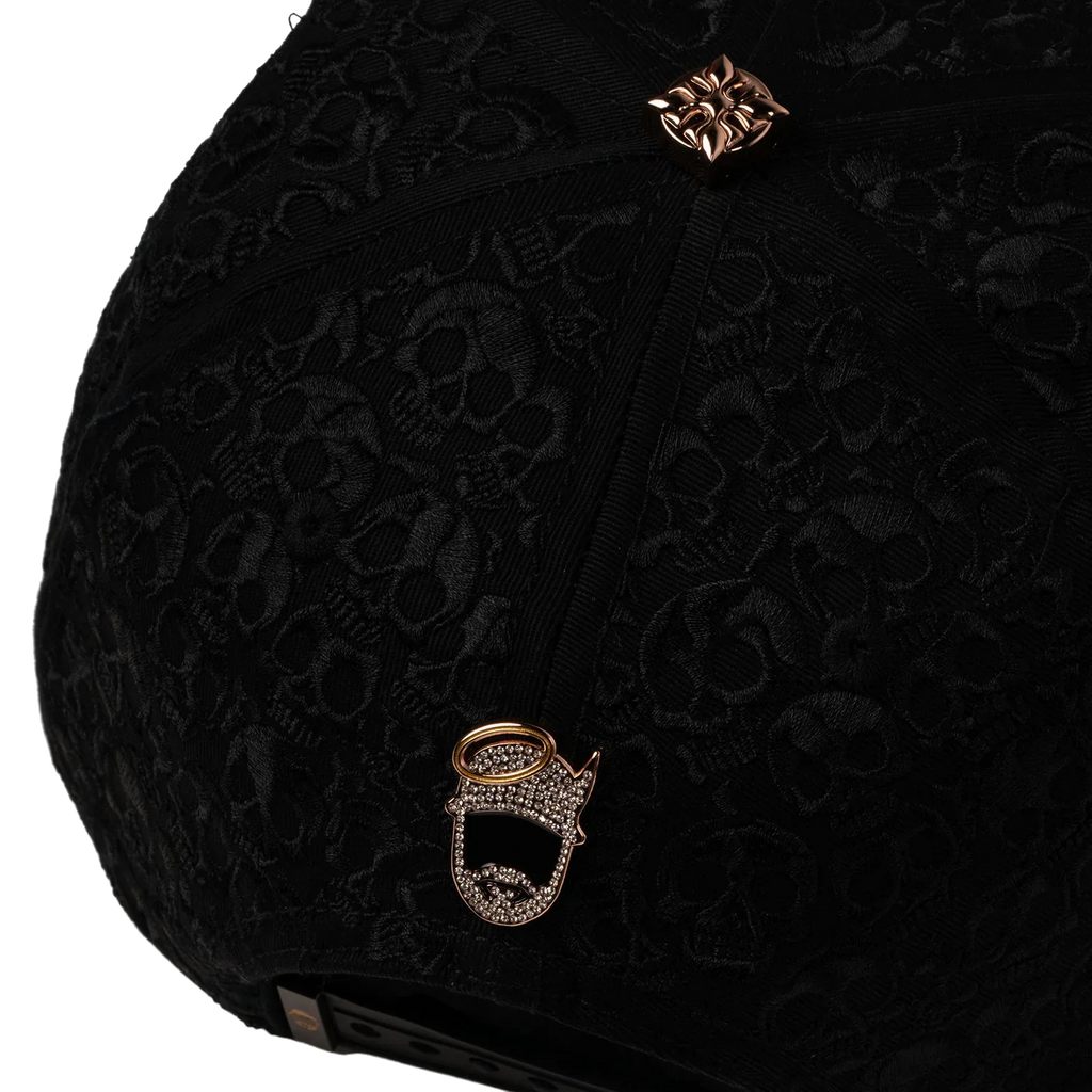 BBB Hand Skull