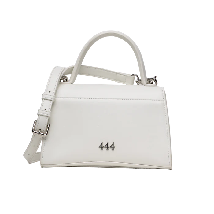 vista trasera de bolsa 003 blanca en piel de la linea barbas hats