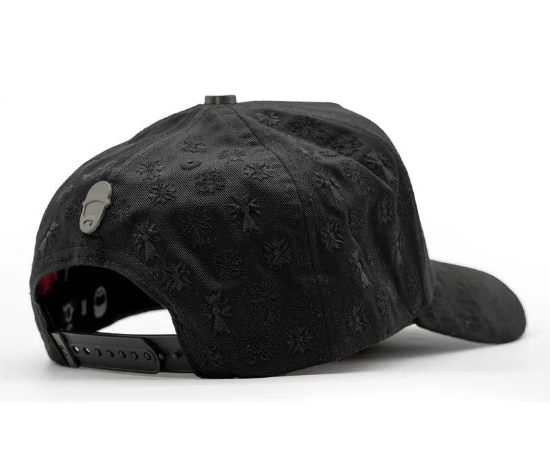 pin y strap de la gorra barbas hats chrome blackout