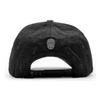 vista trasera con pin metalico barbas hats gorra chrome blackout