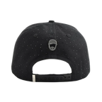 vista trasera con pin metalico y piedras platinum snowflake barbas hats